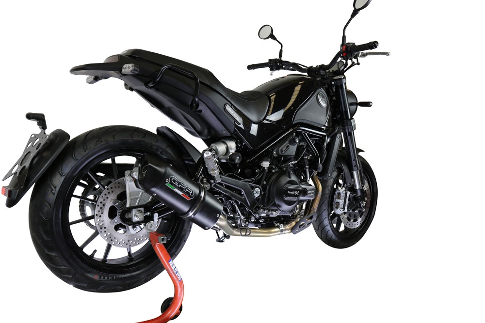 Scarico GPR compatibile con  Benelli Leoncino 500 Trail 2017-2024, Furore Evo4 Nero, Scarico semi-completo omologato,fornito con db killer estraibile,catalizzatore e collettore