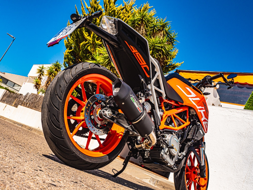 Scarico GPR compatibile con  Ktm Duke 390 2017-2020, Furore Evo4 Nero, Scarico omologato, silenziatore con db killer estraibile e raccordo specifico