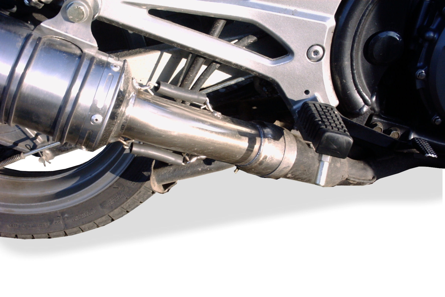 GPR exhaust compatible with  Kawasaki ER 5 1996-2006, Trioval, Homologated legal slip-on exhaust including removable db killer and link pipe 