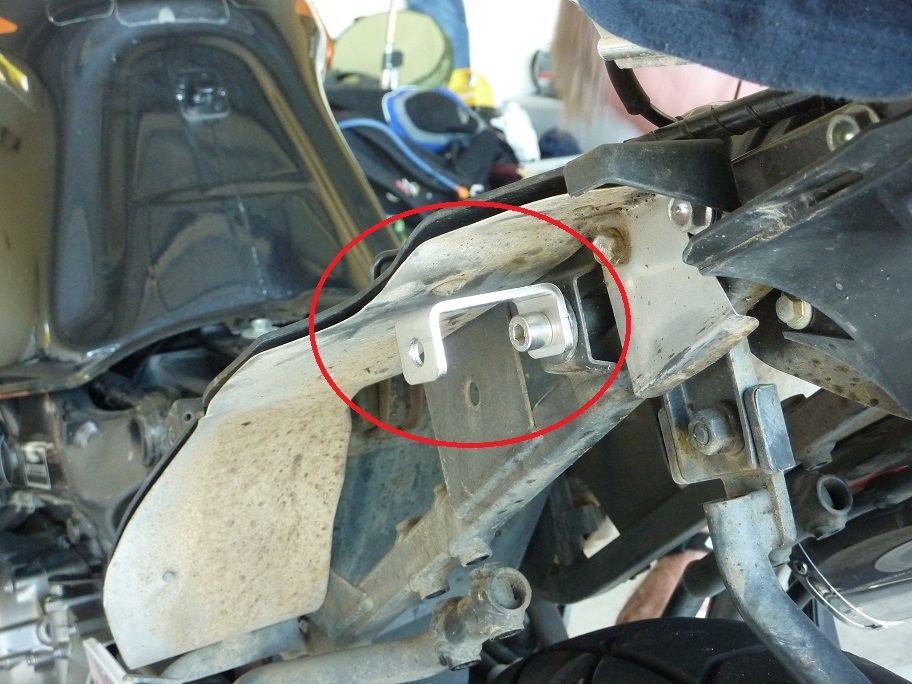 Scarico GPR compatibile con  Honda Varadero 1000 1999-2011, Satinox , Coppia di terminali di scarico omologati, forniti con db killer removibili e raccordi specifici