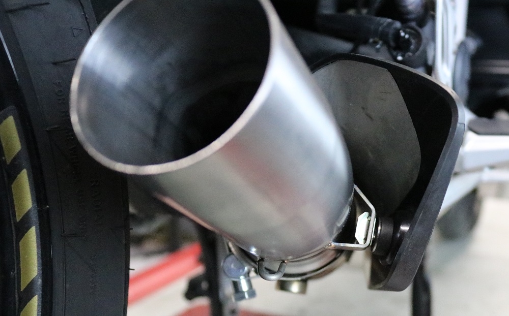 Scarico GPR compatibile con  Bmw R 1250 R -Rs 2019-2020, M3 Poppy , Scarico omologato, silenziatore con db killer estraibile e raccordo specifico