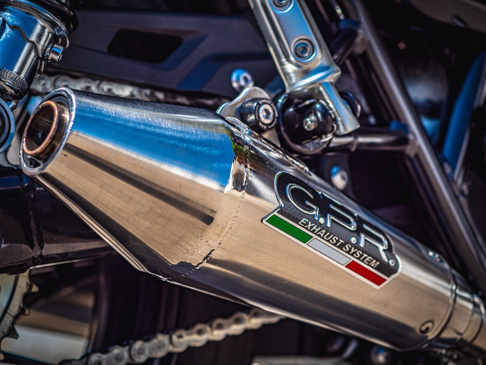 GPR exhaust compatible with  Triumph Street Twin 900 2020-2021, Vintacone, Dual Homologated legal slip-on exhaust including removable db killers and link pipes 