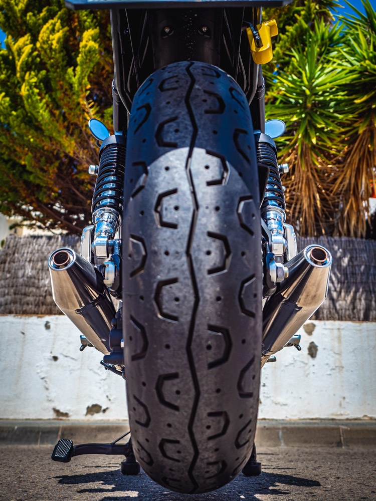 GPR exhaust compatible with  Triumph Street Twin 900 2020-2021, Vintacone, Dual Homologated legal slip-on exhaust including removable db killers and link pipes 