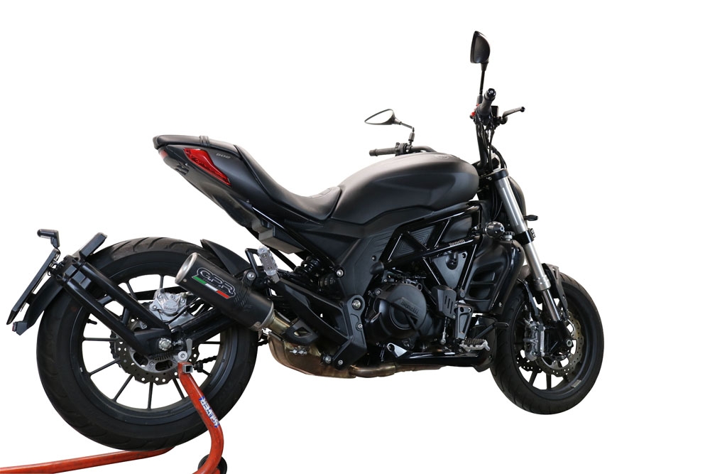 Scarico GPR compatibile con  Benelli 502 C 2021-2024, M3 Black Titanium, Scarico omologato, silenziatore con db killer estraibile e raccordo specifico