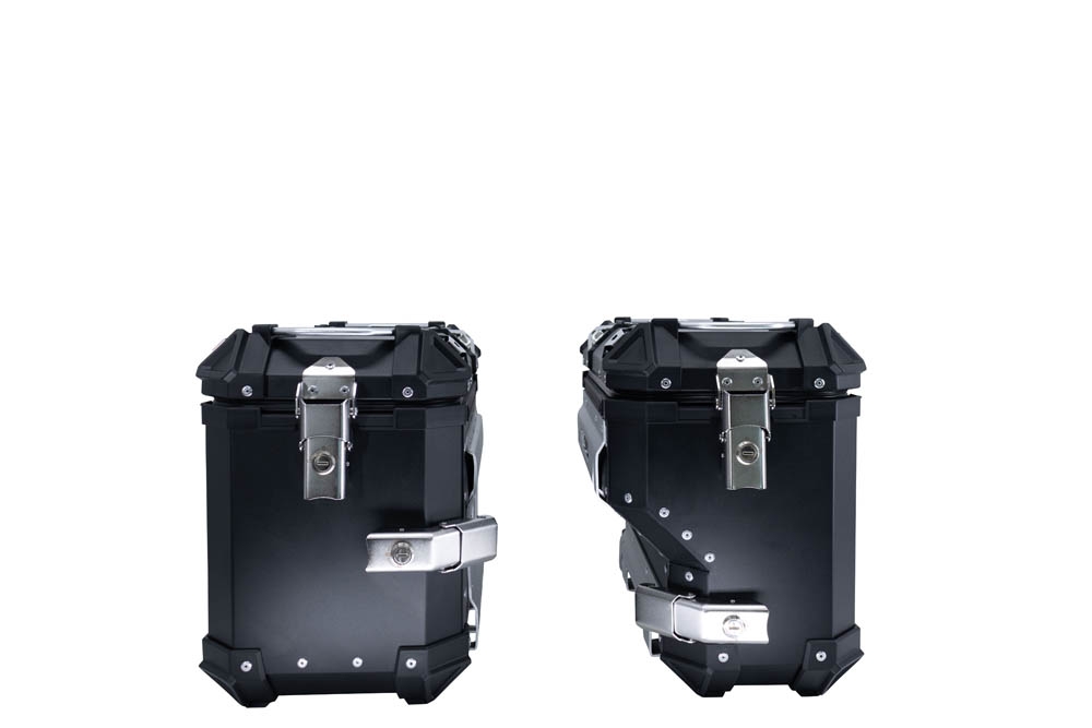 GPR TECH COMPATABILE CON Voge 900DSX 2024/2025 e5 GPR TECH COPPIA DI VALIGIE LATERALI NERE ALPI-TECH 38 LT. + 32 LT. CON PORTA PACCHI ARGENTO 