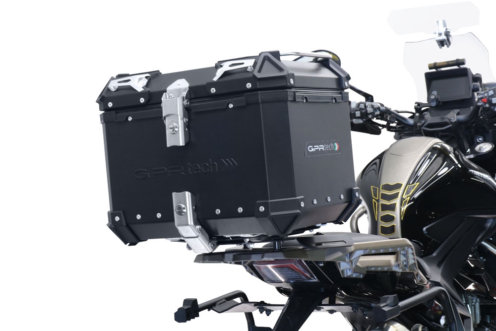 TOP CASE - BAULETTO GPR TECH COMPATABILE CON Zontes 350 T1 ADV 2022/2024 e5 GPR TECH BAULETTO TOP CASE ALPI-TECH 35 LT. COLORE NERO CON PIASTRA SPECIFICA 