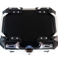 GPR TECH TOP CASE ALPI-TECH 35 LT. SILVER Top case in aluminum,including soft backrest, silver color with universal plate  Capacity 35 LT.