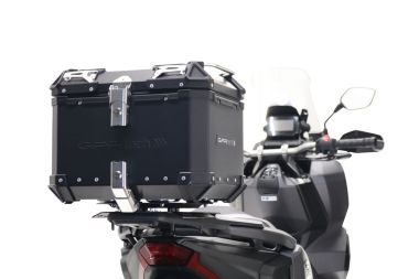Top case GPR TECH compatible with  GPR TECH Top case in aluminum, black silver color with specific plate included Top case in aluminum, black silver color with specific plate included Capacity 35 LT.