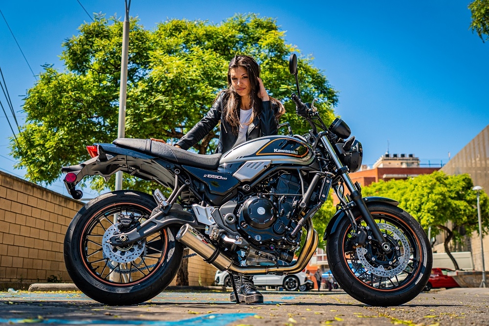 Scarico GPR compatibile con  Kawasaki Z 650 RS 2021-2023, M3 Inox , Scarico completo omologato per il rumore,fornito con db killer,catalizzatore conforme alla revisione e collettore