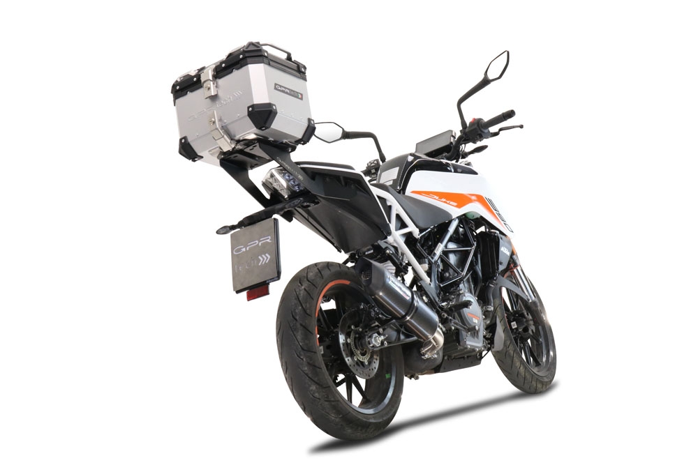 Top case GPR TECH compatible with  GPR TECH Top case in aluminum, silver color, including roof rack and specific plate Top case in aluminum, silver color, including roof rack and specific plate Capacity 26 LT.