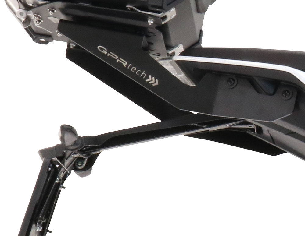 Top case GPR TECH compatible with  GPR TECH Top case in aluminum, black color including, roof rack and specific plate Top case in aluminum, black color including, roof rack and specific plate Capacity 35 LT.