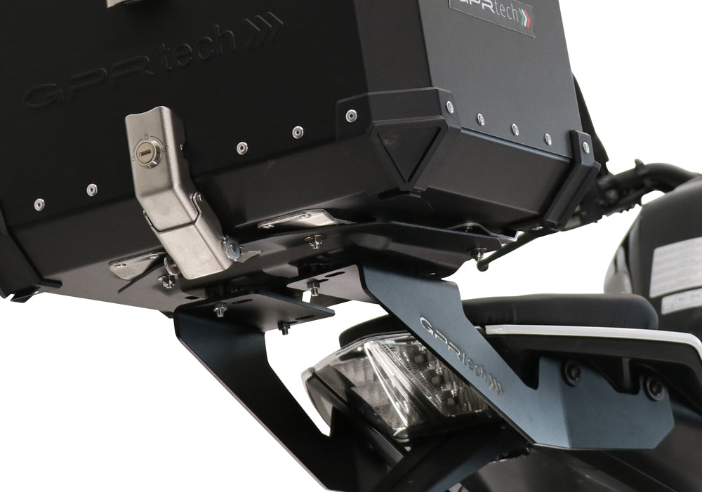 Top case GPR TECH compatible with  GPR TECH Top case in aluminum, black color including, roof rack and specific plate Top case in aluminum, black color including, roof rack and specific plate Capacity 35 LT.