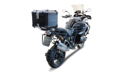 Top case GPR TECH compatible with  GPR TECH Top case in aluminum, black silver color with specific plate included Top case in aluminum, black silver color with specific plate included Capacity 35 LT.