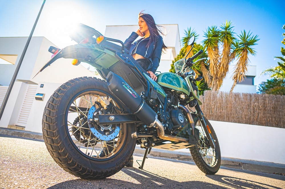 Scarico GPR compatibile con  Royal Enfield Himalayan 410 2021-2024, Furore Nero, Terminale di scarico racing, con raccordo, senza omologazione