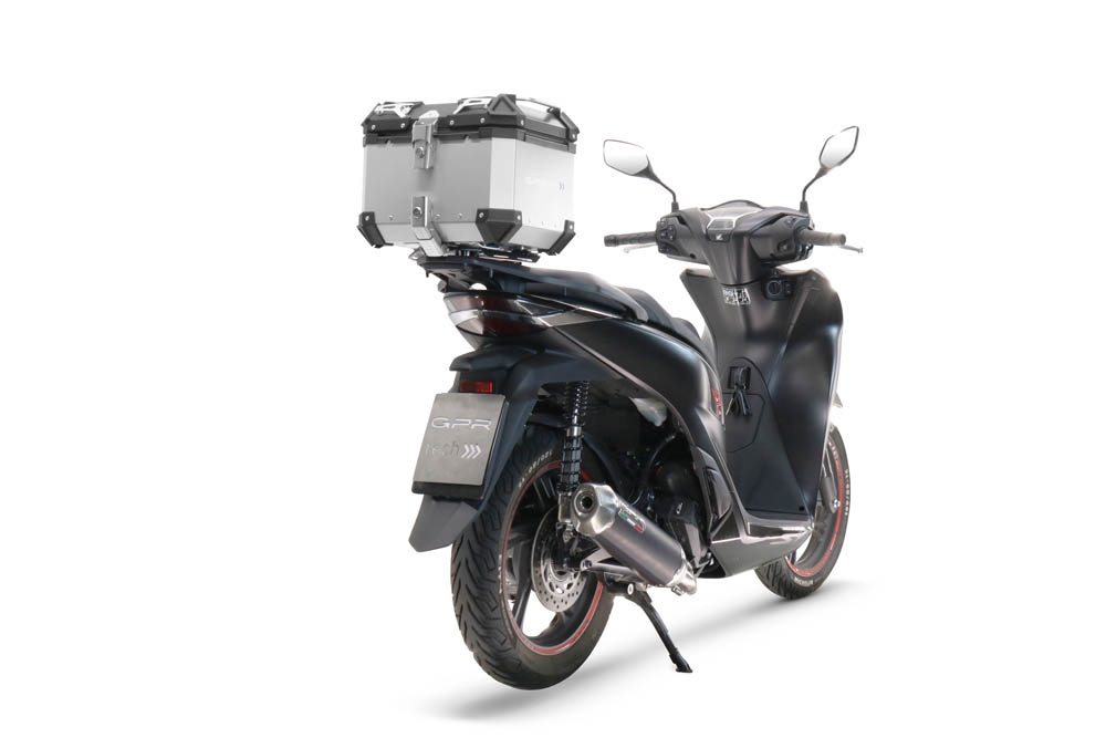 Top case GPR TECH compatible with  GPR TECH Top case in aluminum, silver color, including roof rack and specific plate Top case in aluminum, silver color, including roof rack and specific plate Capacity 26 LT.