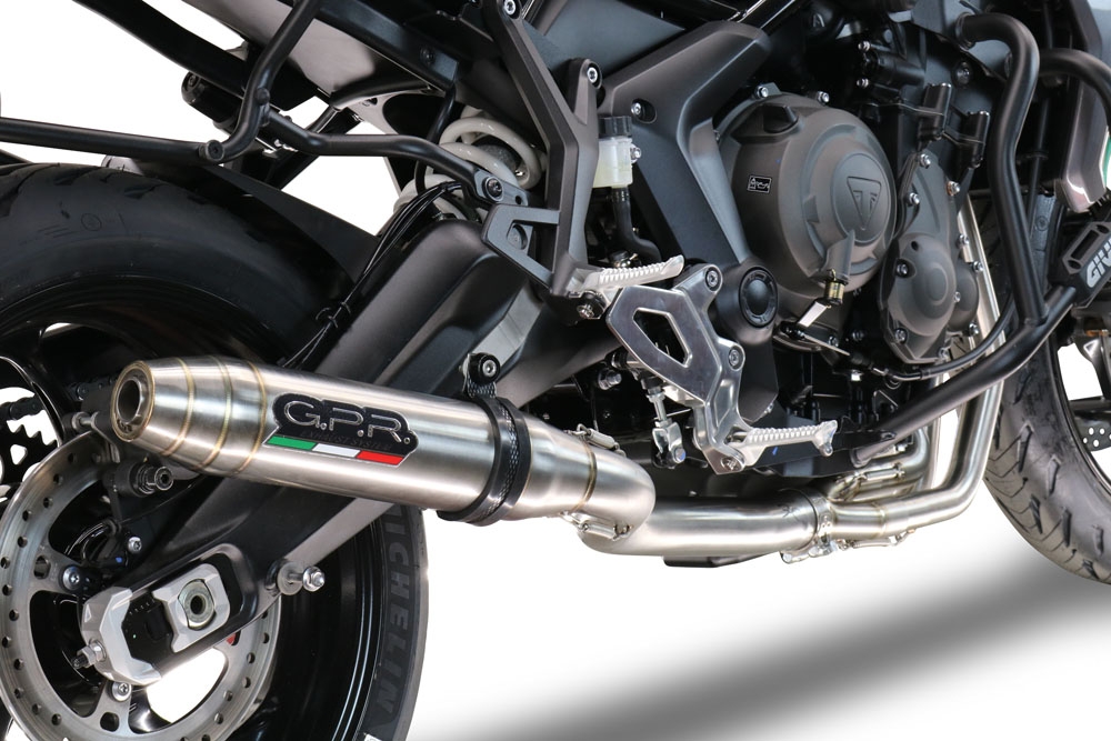 Scarico GPR compatibile con  Triumph Trident 660 2021-2024, Deeptone Inox, Scarico completo racing, fornito con db killer estraibile e collettore, non conforme per uso stradale