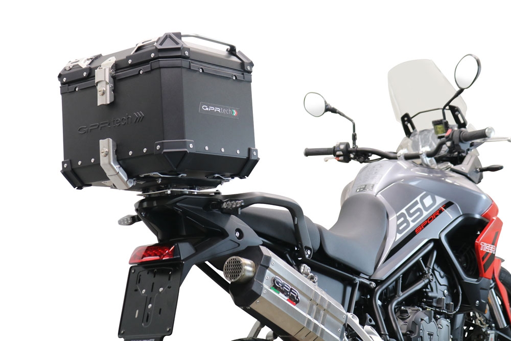Top case GPR TECH compatible with  GPR TECH TOP CASE ALPI-TECH 35 LT. BLACK Bauletto top case in alluminio, colore nero con piastra specifica