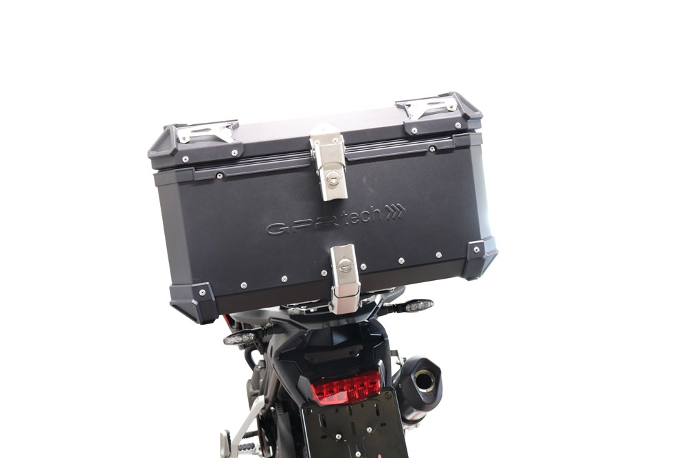 Top case GPR TECH compatible with  GPR TECH Top case in aluminum, black silver color with specific plate included Top case in aluminum, black silver color with specific plate included Capacity 55 LT.