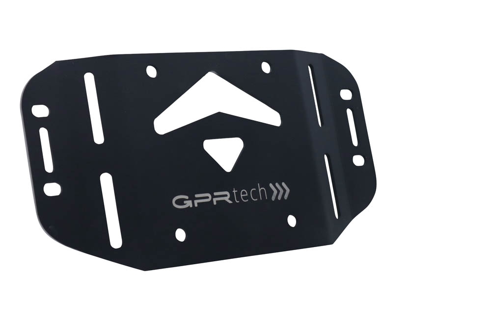 Top case GPR TECH compatible with  GPR TECH Top case in aluminum, silver color with specific plate included Top case in aluminum, silver color with specific plate included Capacity 35 LT.