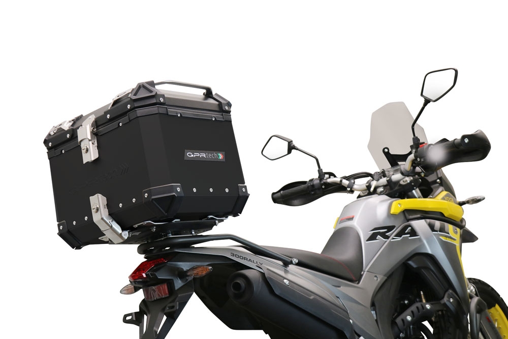 Top case GPR TECH compatible with  GPR TECH Top case in aluminum, black silver color with specific plate included Top case in aluminum, black silver color with specific plate included Capacity 35 LT.