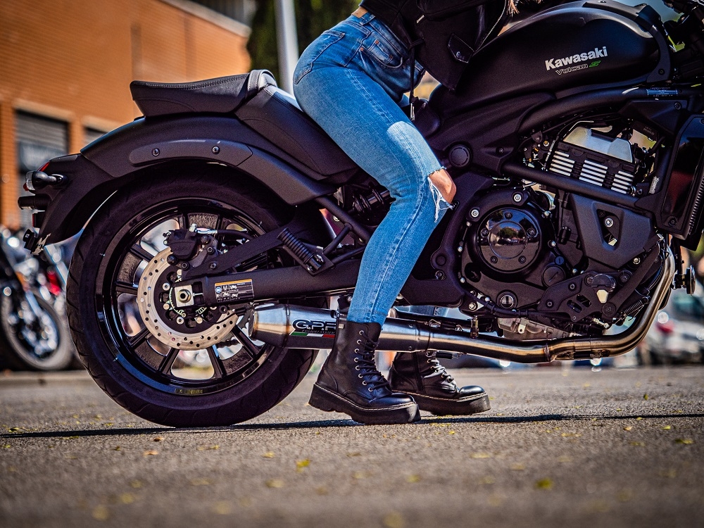 Scarico GPR compatibile con  Kawasaki Vulcan 650 S 2021-2023, Ultracone, Scarico completo omologato,fornito con db killer estraibile,catalizzatore e collettore