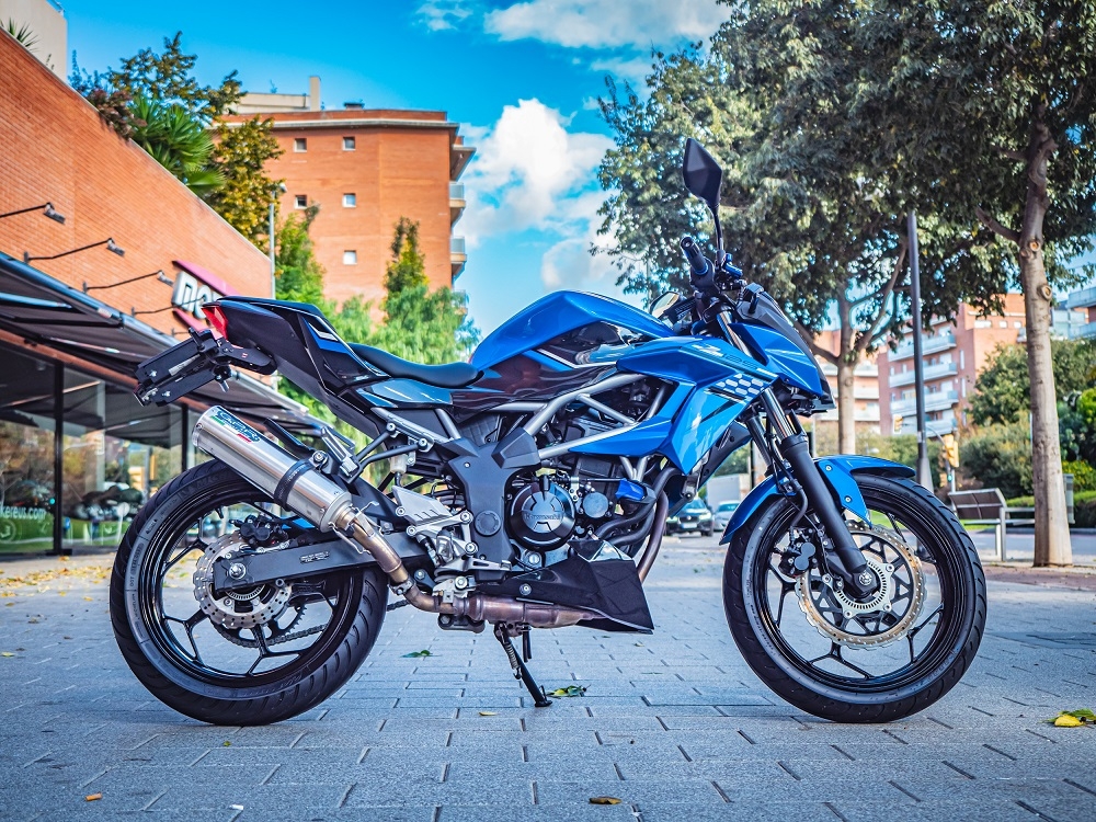 Scarico GPR compatibile con  Kawasaki Z 125 2021-2024, M3 Inox , Scarico omologato, silenziatore con db killer estraibile e raccordo specifico