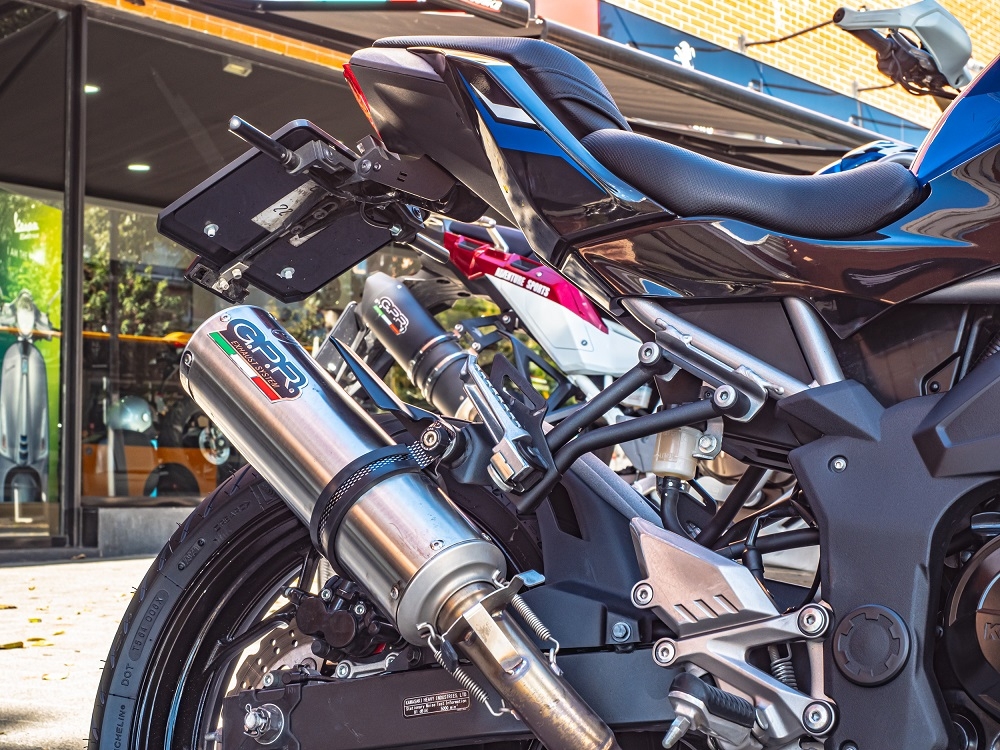 Scarico GPR compatibile con  Kawasaki Z 125 2021-2024, M3 Inox , Scarico omologato, silenziatore con db killer estraibile e raccordo specifico