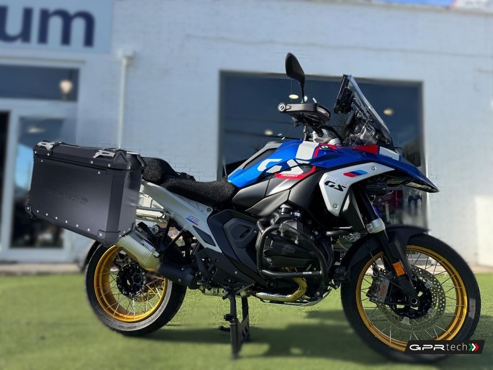 GPR TECH compatible with  GPR TECH Pair of side cases aluminum made, black color with specific pannier holder Pair of side cases aluminum made, black color with specific pannier holder Capacity 38 LT. + 38 LT.