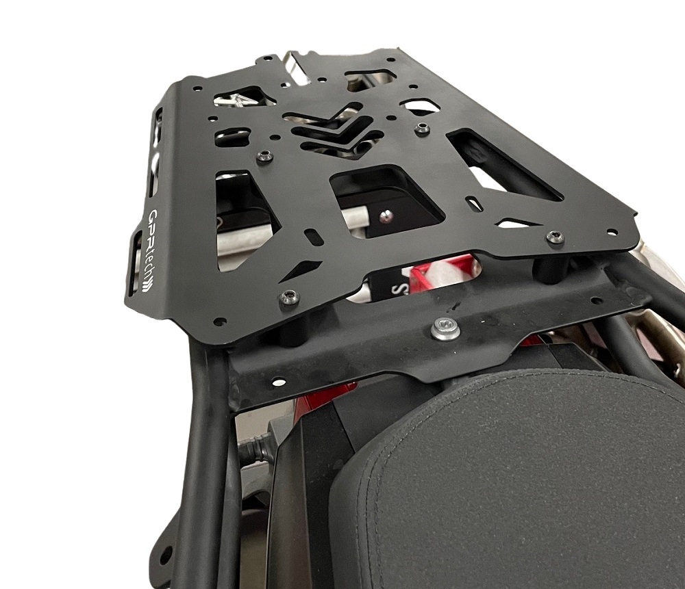 TOP CASE - BAULETTO GPR TECH COMPATABILE CON Voge 625DSX 2024/2026 e5 GPR TECH BAULETTO TOP CASE ALPI-TECH 35 LT. COLORE NERO CON PIASTRA SPECIFICA 