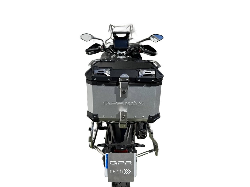TOP CASE - BAULETTO GPR TECH COMPATABILE CON Voge 525DSX 2023/2025 e5 GPR TECH BAULETTO TOP CASE ALPI-TECH 35 LT. COLORE ARGENTO CON PIASTRA SPECIFICA 