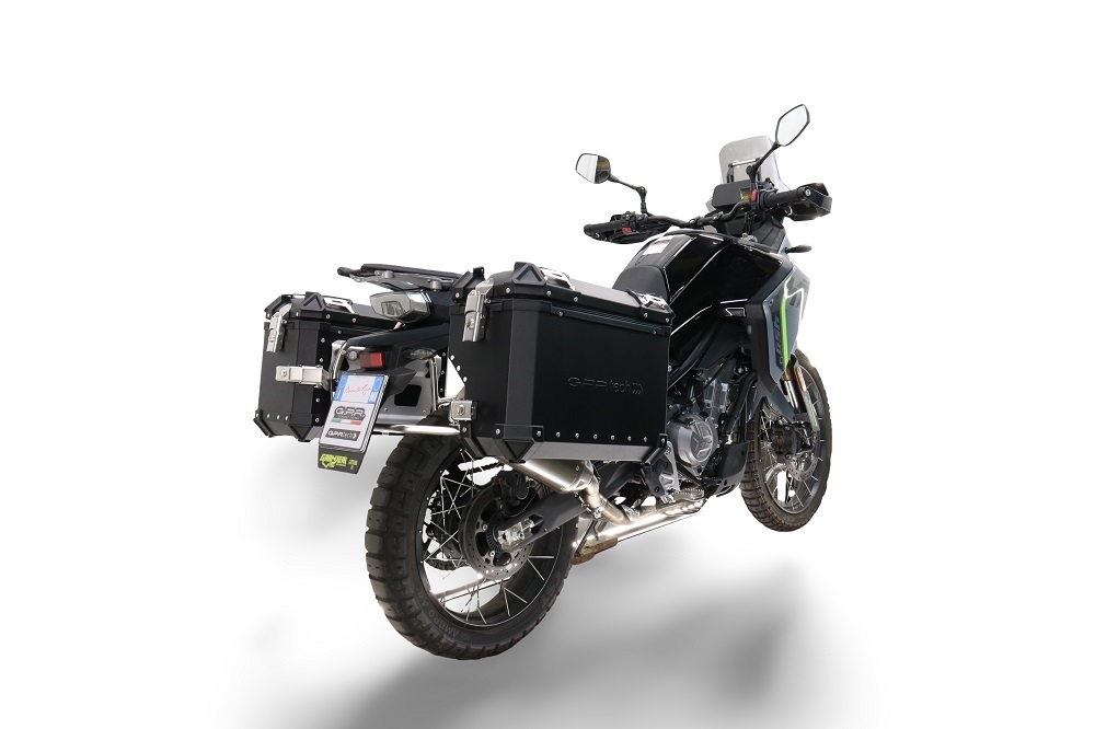 GPR TECH COMPATABILE CON Cf Moto 800 Mt Touring 2021/2024 e5 GPR TECH COPPIA DI VALIGIE LATERALI NERE ALPI-TECH 38 LT. + 32 LT. CON PORTA PACCHI NERO 