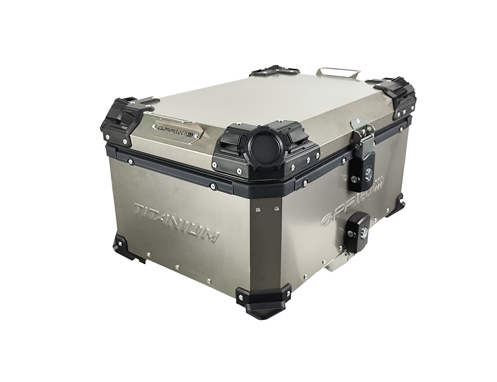 GPR TECH BAULETTO IN TITANIO TOP CASE ALPI-TECH 55 LT. SERIE TITANIUM CON PIASTRA UNIVERSALE