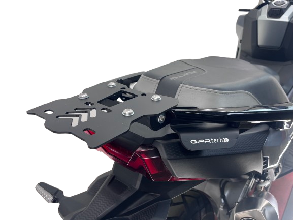 PORTAPACCHI GPR TECH COMPATIBILE CON  Sym ADX TG 400 2024/2026 e5 Plus GPR TECH Portapacchi per TOP CASE-ALPITECH 26 > 35 