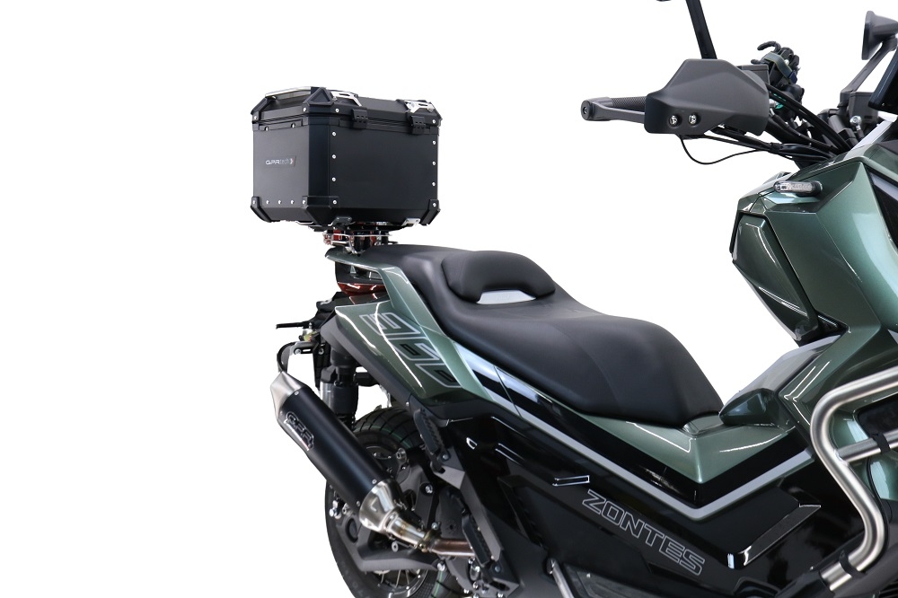 TOP CASE - BAULETTO GPR TECH COMPATABILE CON Zontes 368 G 2025/2026 GPR TECH BAULETTO TOP CASE ALPI-TECH 35 LT. COLORE NERO CON PIASTRA SPECIFICA 