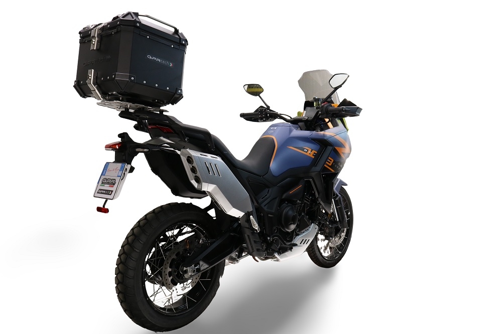GPR TECH COMPATABILE CON Zontes 703 F 2025/2026 GPR TECH BAULETTO TOP CASE ALPI-TECH 35 LT. COLORE NERO CON PIASTRA SPECIFICA 